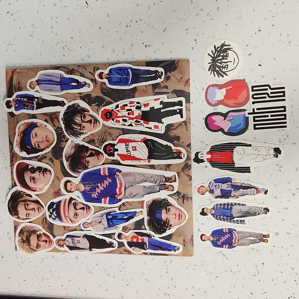 K-Pop Merch Official NCT 127 / 24 Stickers With Envelope